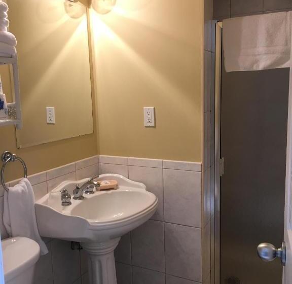 スイート, Westhampton Seabreeze Motel