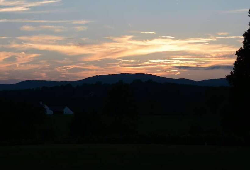 منزل غرفة نوم واحدة, Woodville Bed And Breakfast