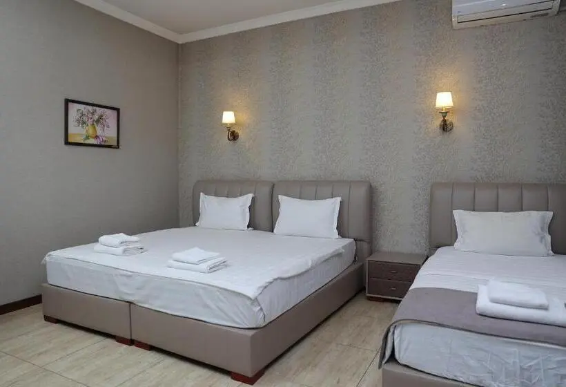اتاق استاندارد سه نفره, Eco Boutique