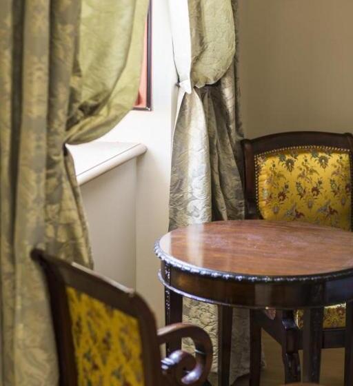 Номер Стандарт, Chambres D Hotes De Chateau Renon