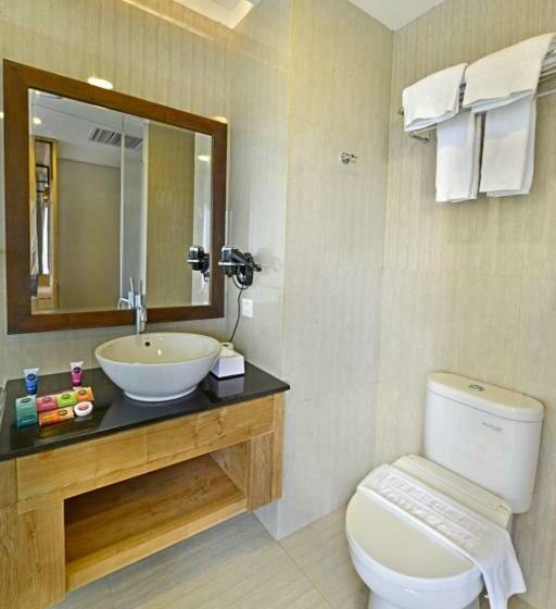 디럭스 룸, Famvida Hotel Lubuklinggau