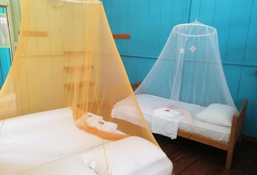 חדר סטנדרט לשלושה, Eware Refugio Amazonico