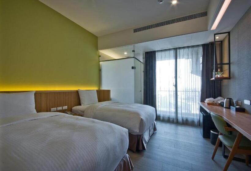 اتاق استاندارد, Joy Inn