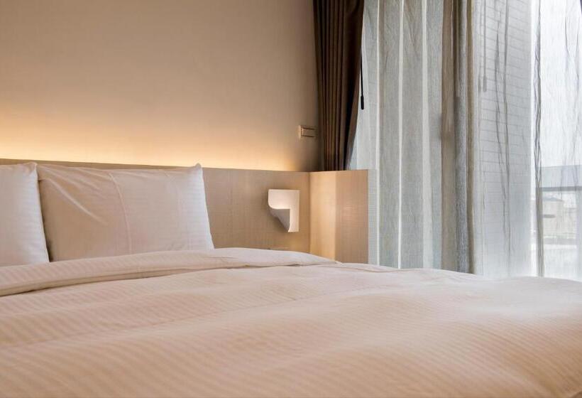 اتاق استاندارد, Joy Inn