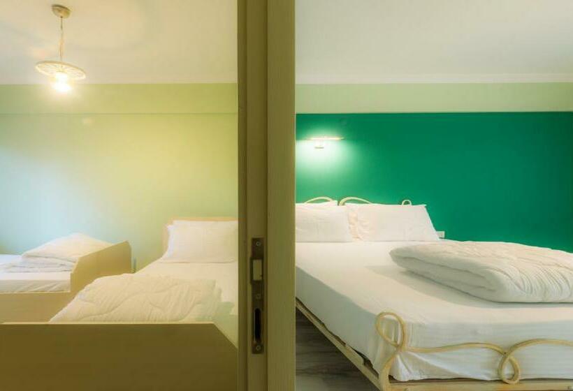 ファミリールーム, Kayalar Blue Beach