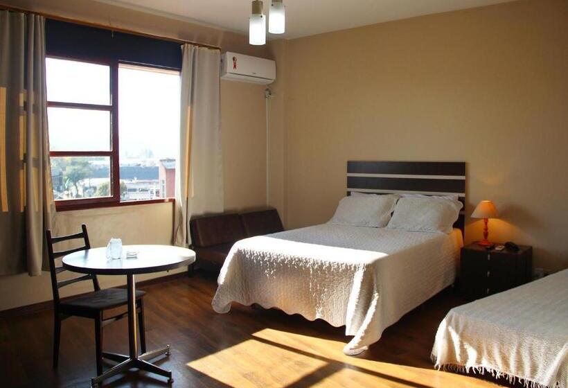 수피리어 패밀리 룸, Opera