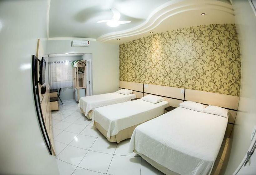 四人豪华间, Tito's