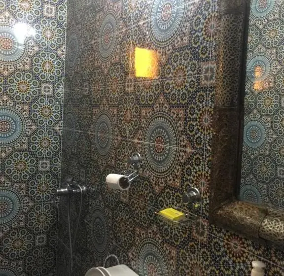 Deluxe-huone, Dar Marwa