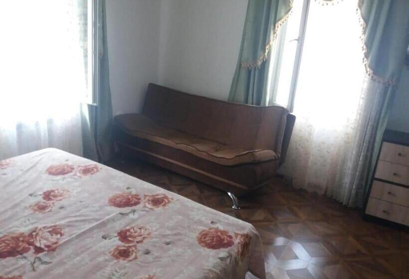 اتاق استاندارد سه نفره, Guest House Elena