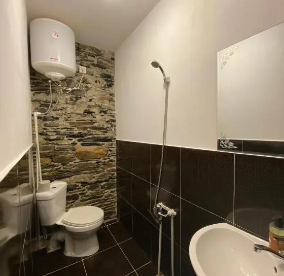 اتاق سوپریور سه تخته, Guesthouse Svanuri Sakhli