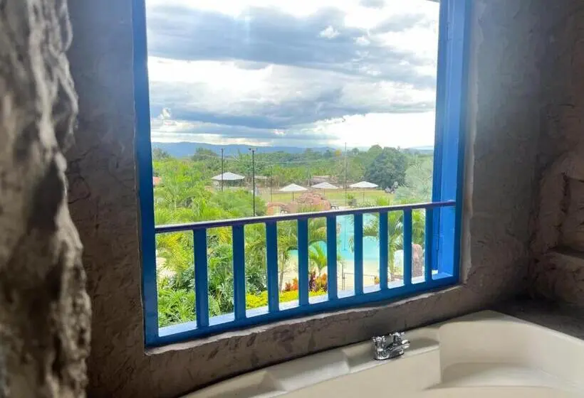 デラックススイート, Mahawi Resort