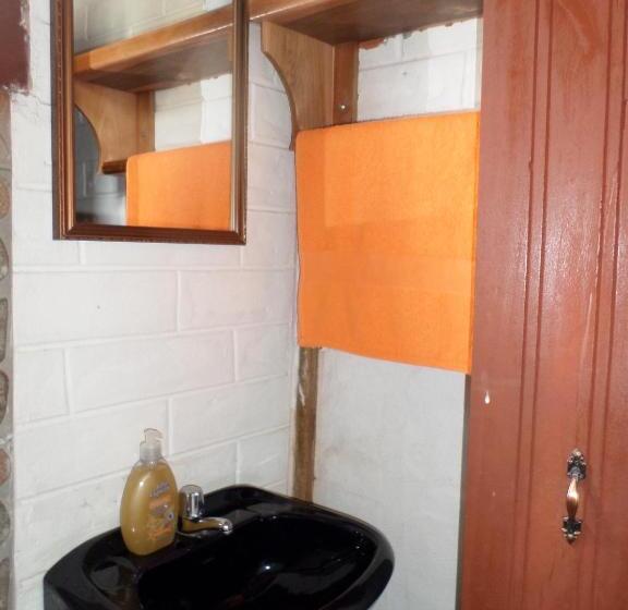 غرفة قياسية, Chuza Longa Home