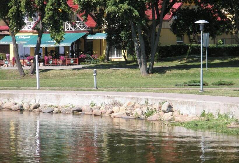 اتاق استاندارد, Kurenas