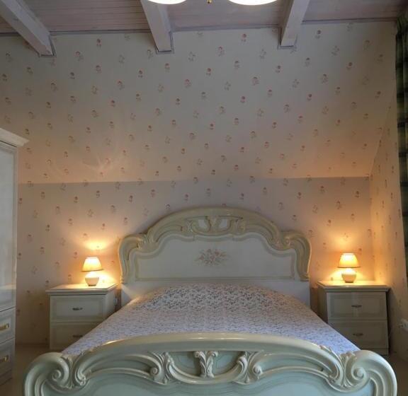 اتاق استاندارد با چشمانداز دریا, Kurenas