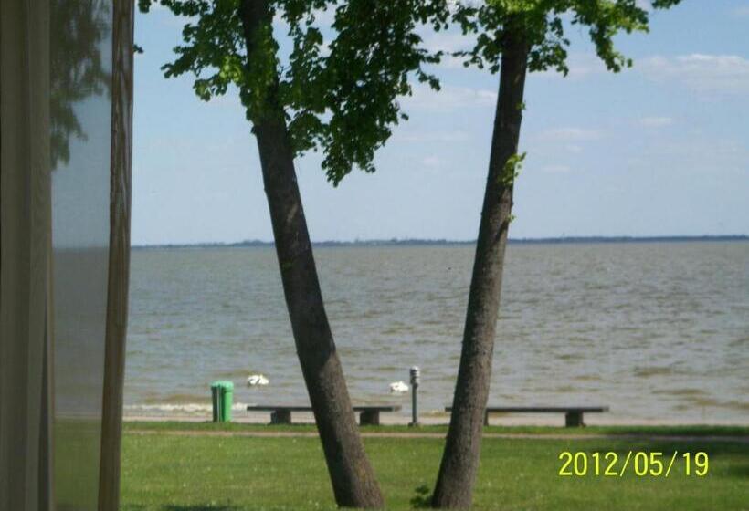 آپارتمان 2 خوابه, Kurenas