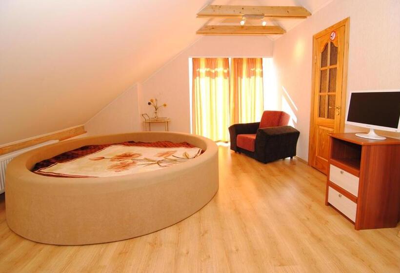 اتاق استاندارد یک نفره, Kurenas