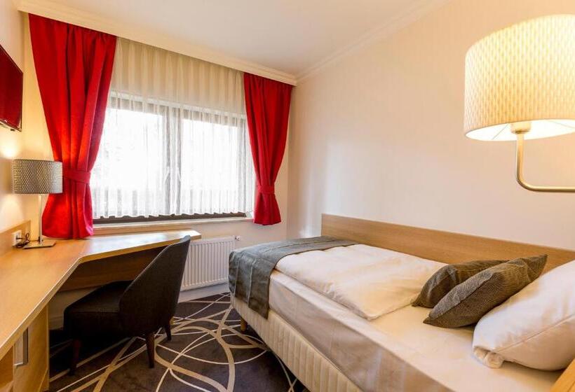 Номер Стандарт Индивидуальный, Lang