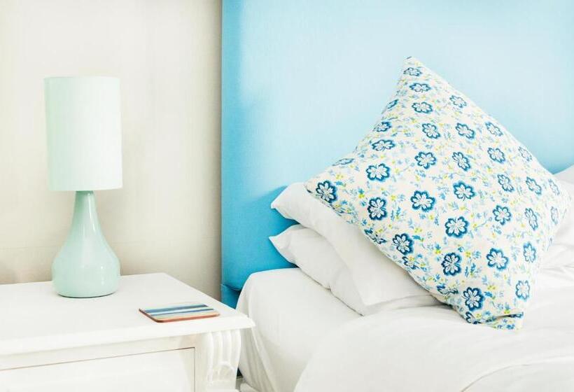 디럭스 룸, The Imperial