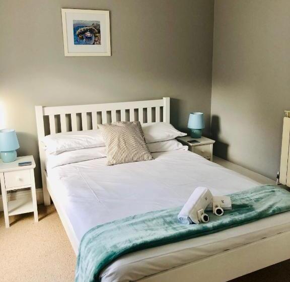 标准间, The Imperial