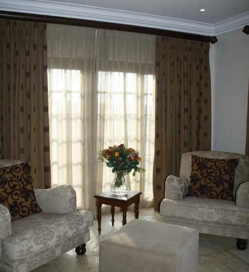 غرفة تنفيذية, Afrique Boutique  Ruimsig