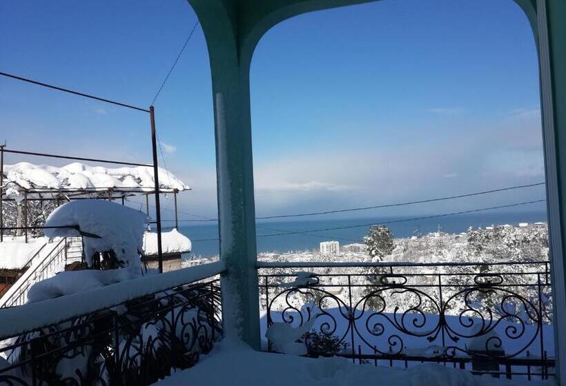 سوییت خانوادگی, Bis A Guesthouse