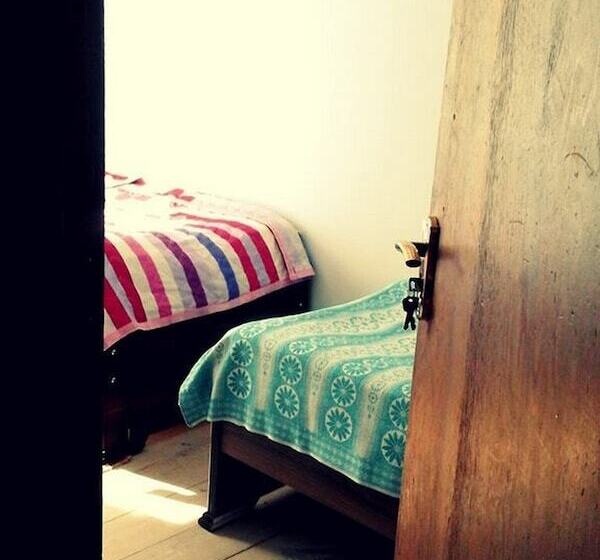 اتاق استاندارد سه نفره, Guesthouse Qaldea