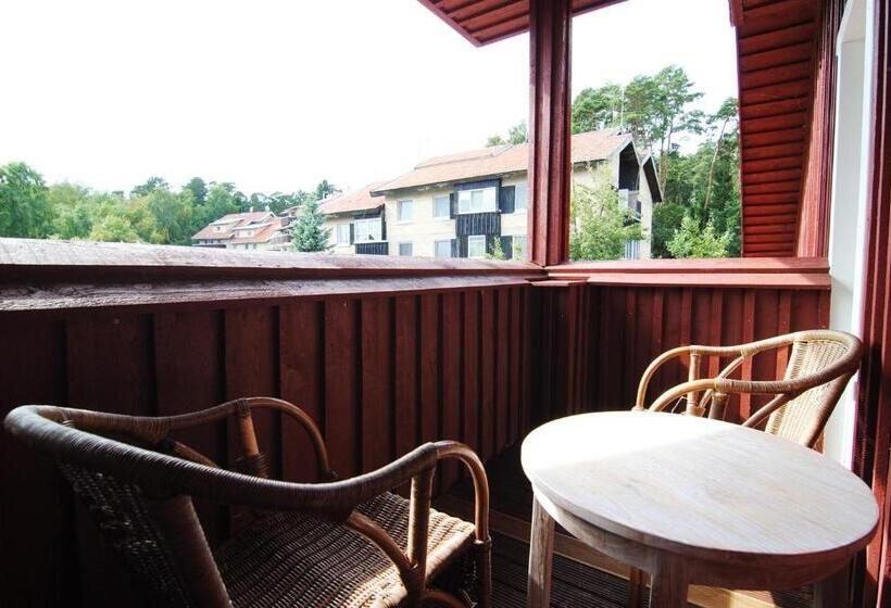 اتاق استاندارد با بالکن, Juodasis Kalnas