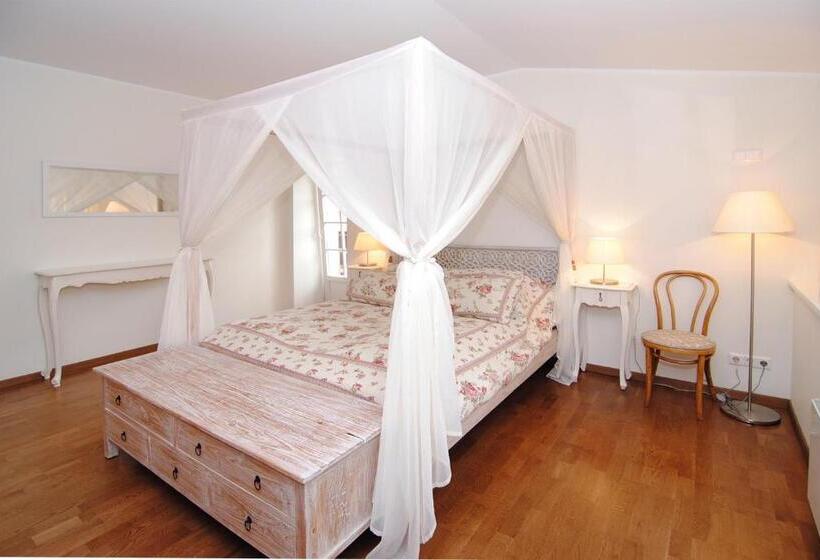 اتاق استاندارد با بالکن, Juodasis Kalnas