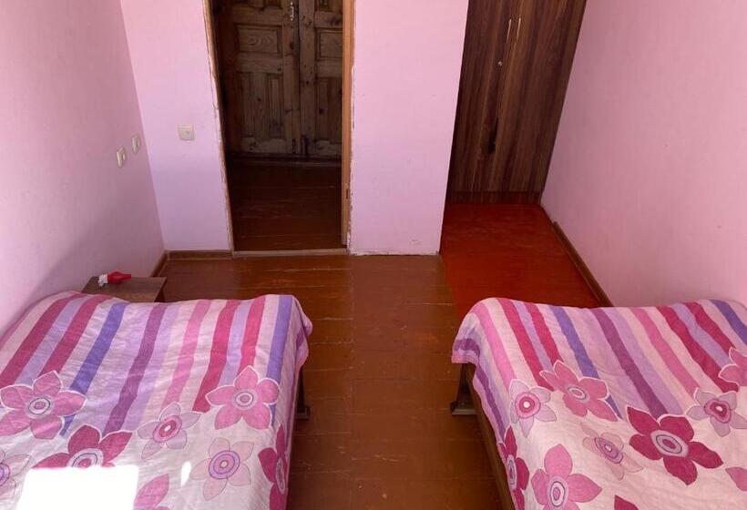 اتاق استاندارد با چشمانداز, Guesthouse Qaldea