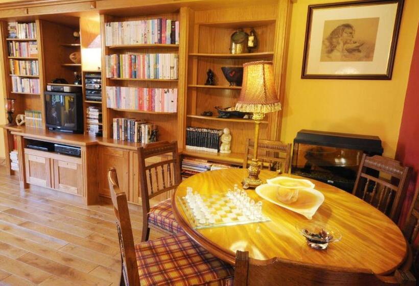 스탠다드 트리플 룸, Stirabout Lane B&b