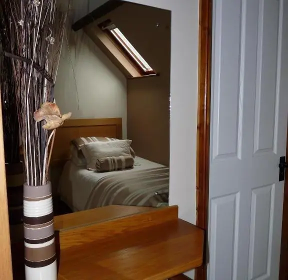 スタンダードシングルルーム, Stirabout Lane B&b