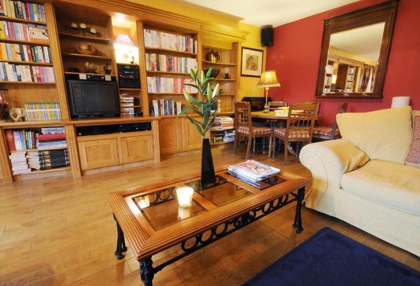 클래식 4인 룸, Stirabout Lane B&b