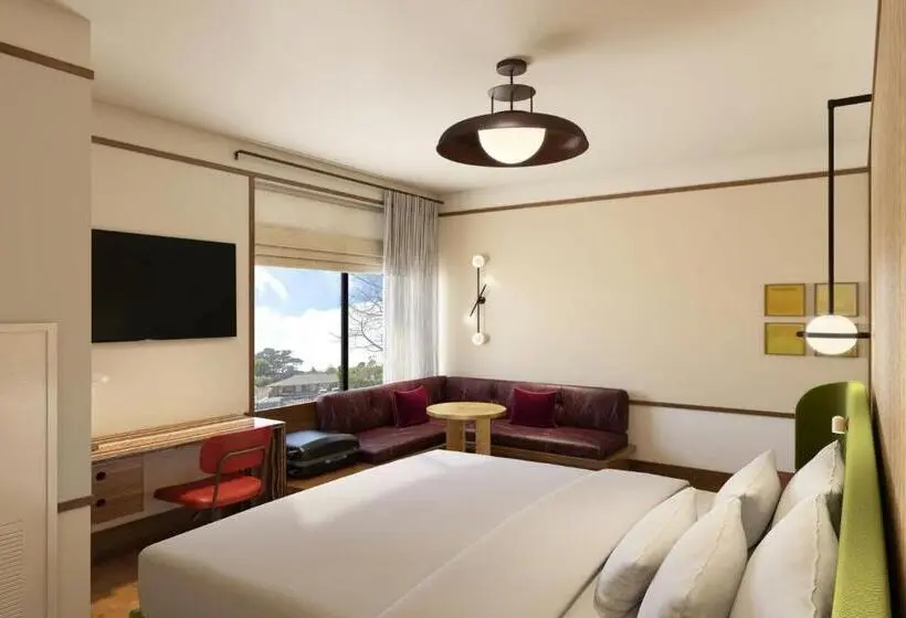 اتاق استاندارد با تخت بزرگ برای معلولان, The Tallison Hotel, A Tribute Portfolio