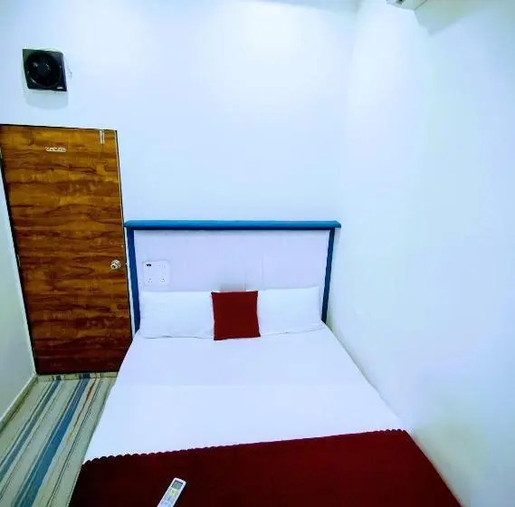 デラックスルーム, Royal Guest House And Dormitory In Asalpha