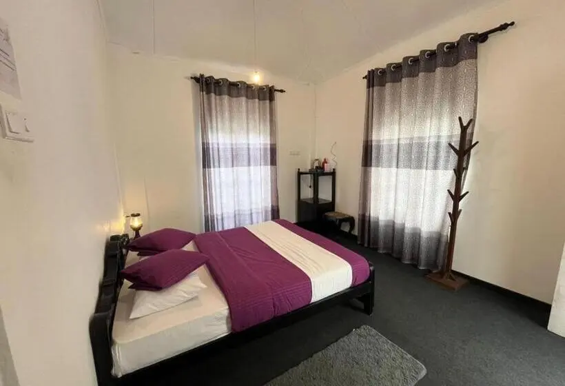 اتاق لوکس, Lavender Villas Nuwara Eliya