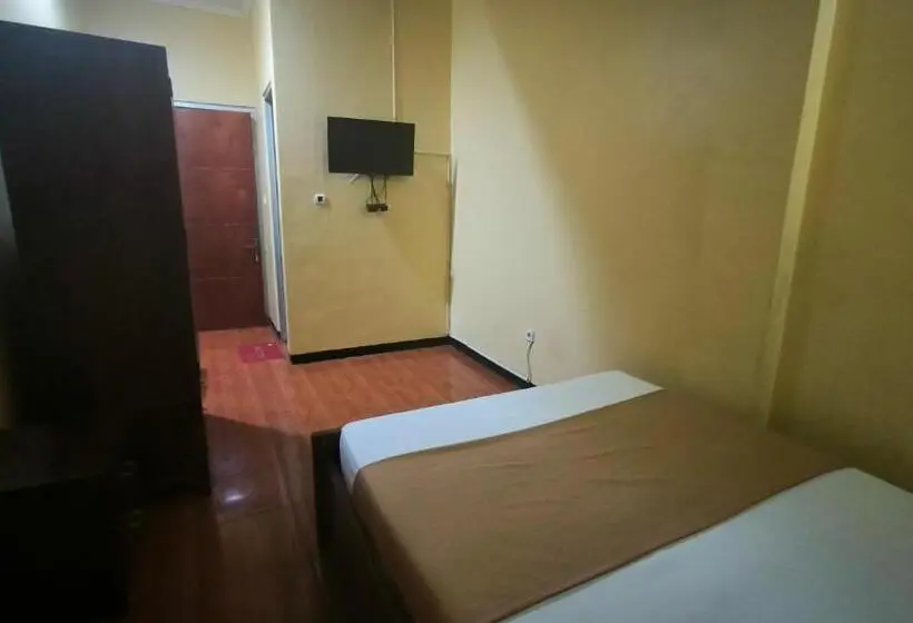 Deluxe Szoba, Simpang Lima Semarang