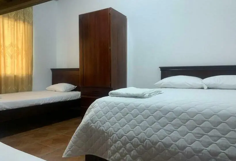 ファミリールーム, Casa Del Peregrino Santo Thomas
