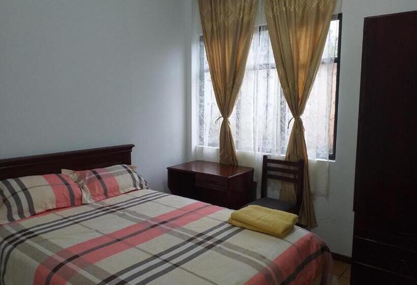 标准间, Casa Del Peregrino Santo Thomas