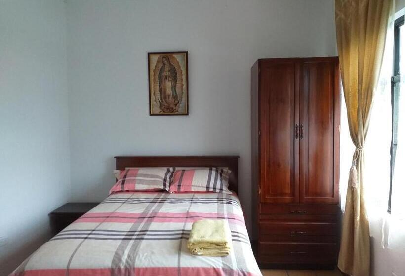 Номер Стандарт, Casa Del Peregrino Santo Thomas