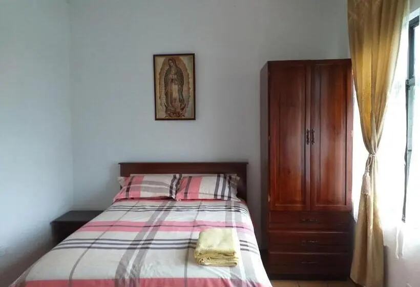 スタンダードルーム, Casa Del Peregrino Santo Thomas