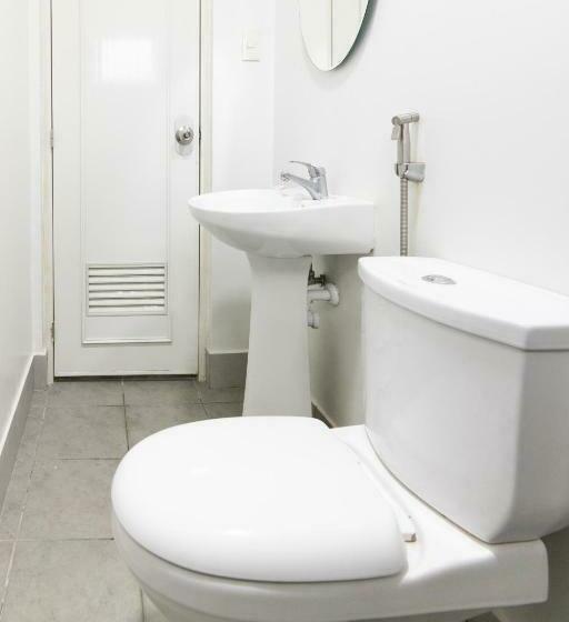 اتاق استاندارد با تختهای تاشو, Oyo 152 Sangco Condotel