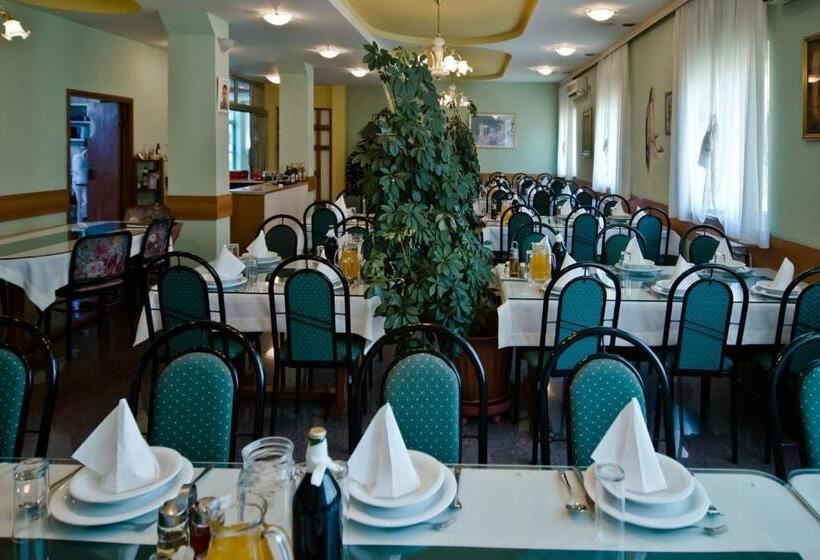 اتاق استاندارد سه نفره, Ero Medjugorje