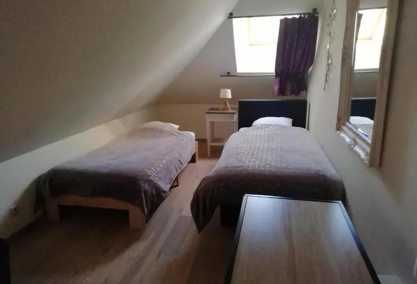 キングサイズベッドのデラックスルーム, B&b Madoli