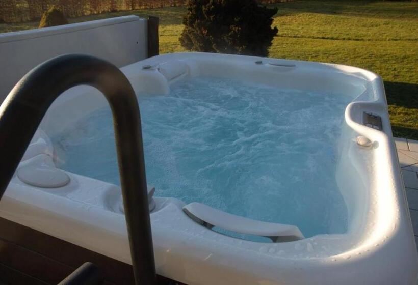 חדר דחוקס עם מיטת קינג, B&b Madoli