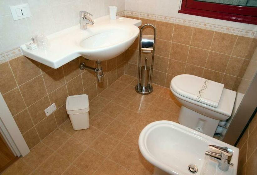 غرفة قياسية فردية, Buca Di Bacco