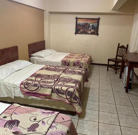 Трехместный Номер Комфорт, Country