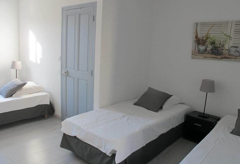 트리플 클래식 룸, Le Guintrand