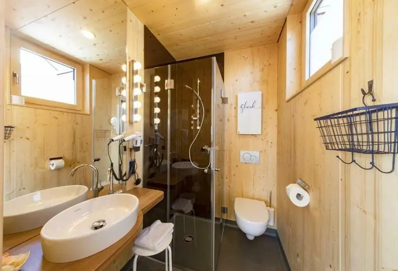 デラックススタジオ, Kleinhotel Steinau Rabenstein
