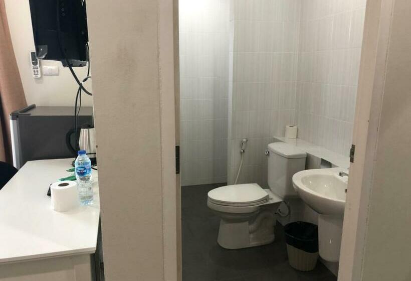 スタンダードルーム, Khao Oat Airport