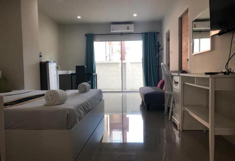 キングサイズベッドのスタンダードルーム, Khao Oat Airport